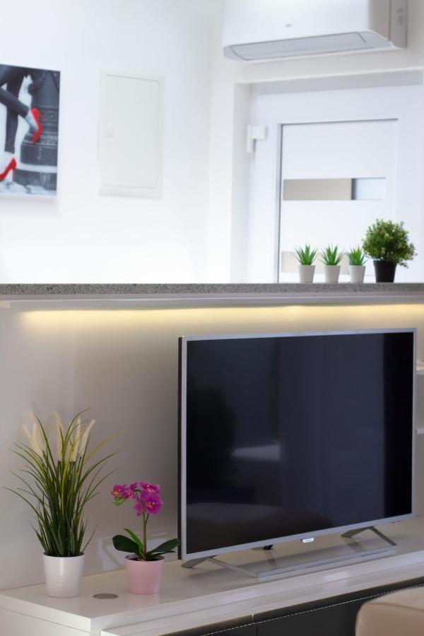 Apartman Paola Vrh  外观 照片